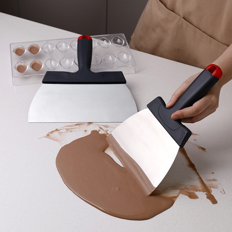 Stainless Steel Dough Scraper  - đánh giá và giá Kitchen Gadgets Everyone Needs